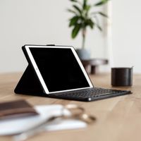 Accezz Étui Bluetooth Clavier AZERTY Apple iPad 9 (2021) 10.2 pouces / iPad 8 (2020) 10.2 pouces / iPad 7 (2019) 10.2 pouces 