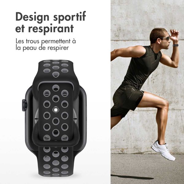 imoshion Bracelet Sport⁺ en silicone Apple Watch Series 1 - 11 / SE / Ultra (44/45/46/49 mm) - Taille S/M - Black / Grey