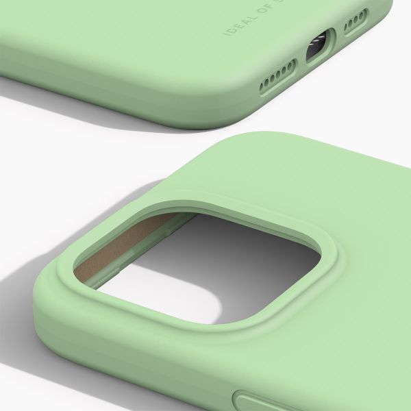 iDeal of Sweden Coque Silicone iPhone 15 Pro Max - Mint