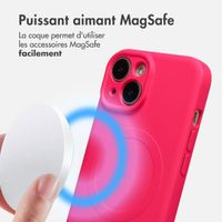 imoshion Coque Couleur avec MagSafe Apple iPhone 15 - Neon Pink
