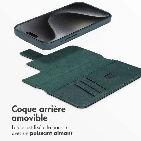 Accezz Étui de télephone portefeuille en cuir 2-en-1 avec MagSafe Apple iPhone 15 Pro Max - Cedar Green