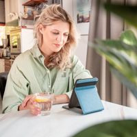 imoshion Étui á rabat Kobo Libra H2O - Bleu clair