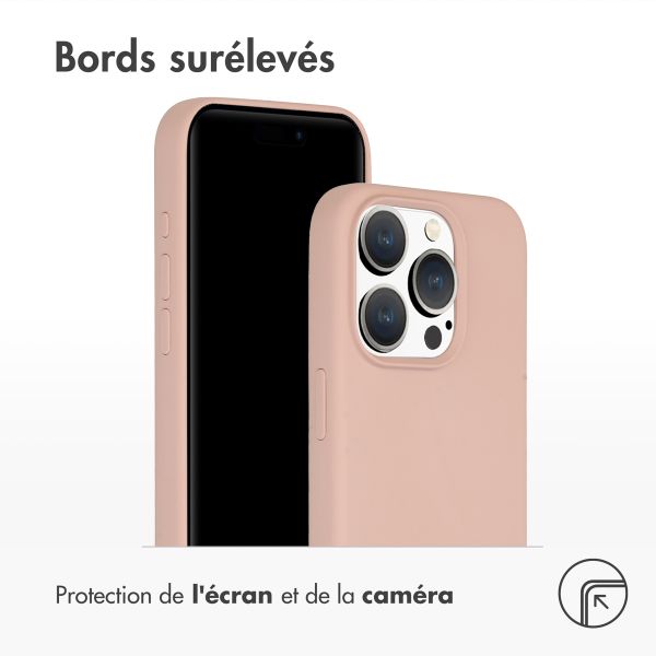 Accezz Coque Liquid Silicone iPhone 15 Pro - Rose