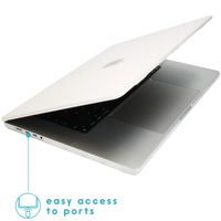 imoshion Coque Laptop pour MacBook Pro 16 pouces (2021) / Pro 16 pouces (2023) M3 chip - A2485 / A2780 / A2991 / A3186 / A3403 - Transparent