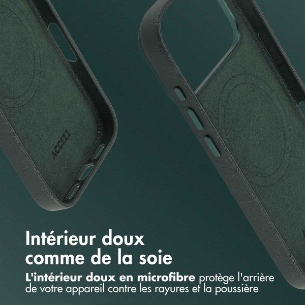 Accezz Coque arrière en cuir avec MagSafe Apple iPhone 17 Pro - Cedar Green