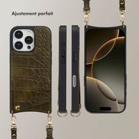 Selencia Coque de télephone Nova Croco avec cordon et porte-cartes Apple iPhone 16 Pro - Dark Olive