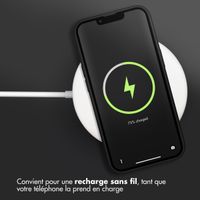 Accezz Coque Liquid Silicone iPhone 13 Pro - Noir