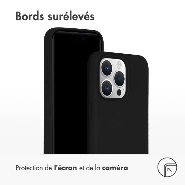 Accezz Coque Liquid Silicone avec MagSafe iPhone 15 Pro Max - Noir