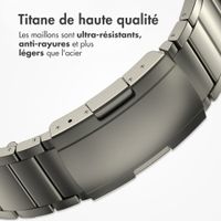 Accezz Bracelet en acier Titane mat Samsung Galaxy Watch Ultra (2024/2025) - Titanium