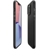 Spigen Coque Thin Fit iPhone 13 Pro - Noir