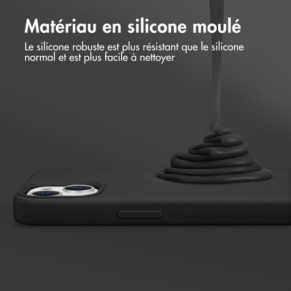 Accezz Coque Liquid Silicone avec MagSafe Apple iPhone 13 Mini - Noir