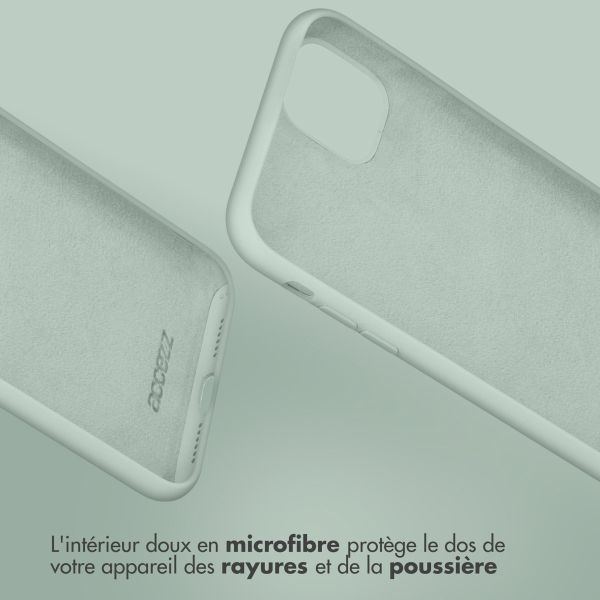 Accezz Coque Liquid Silicone Apple iPhone 12 (Pro) - Sky Blue
