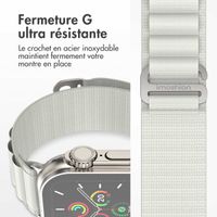 imoshion Bracelet en nylon Alpine Apple Watch Series 1 t/m 9 / SE (38/40/41 mm) | Series 10 / 11 (42 mm) - Blanc