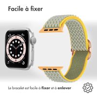 imoshion Bande élastique en nylon Apple Watch Series 1-9 / SE - 38/40/41 mm / Series 10 - 42 mm - ﻿Vert clair