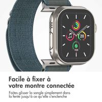 imoshion Bracelet en nylon Alpine Apple Watch Series 1 t/m 9 / SE (38/40/41 mm) | Series 10 / 11 (42 mm) - Bleu