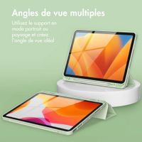 Accezz Coque tablette portefeuille Smart Silicone Apple iPad Air 11 pouces (2026) M4 / (2025) M3 / (2024) M2 / Air 5 (2022) / Air 4 (2020) - Vert clair