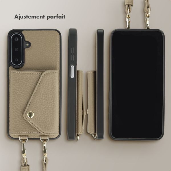 Selencia Coque de télephone Sera avec cordon et porte-cartes enveloppe Samsung Galaxy A17 (5G) - Taupe