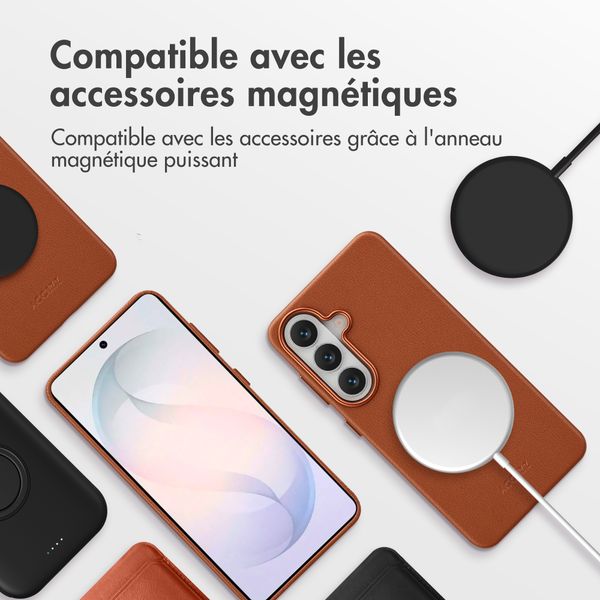 Accezz Coque arrière en cuir avec MagSafe Samsung Galaxy S26 - Sienna Brown