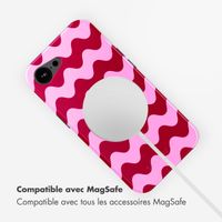 Selencia Coque arrière Vivid avec MagSafe Apple iPhone 16e - Wave Vibes Lipstick