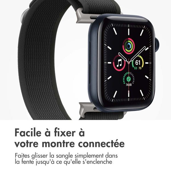 imoshion Bracelet en nylon Trail Apple Watch Series 1 á 9 / SE (38/40/41 mm) | Series 10 (42 mm) - Noir