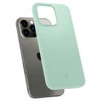 Spigen Coque Thin Fit iPhone 14 Pro - Vert clair