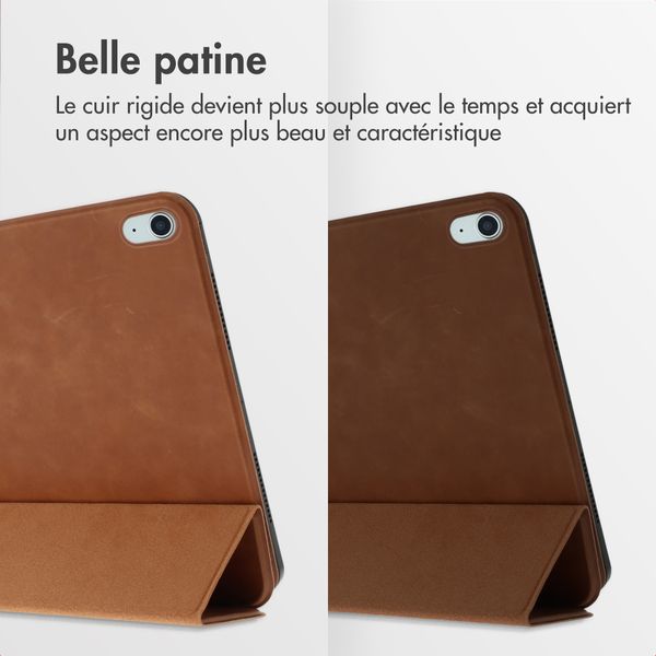 Accezz Coque tablette trifold en cuir Apple iPad 11 (2025) 11 pouces A16 / iPad 10 (2022) 10.9 pouces - Cognac