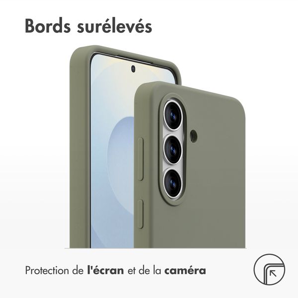 Accezz Coque Liquid Silicone avec MagSafe Samsung Galaxy S26 - Cooper Green