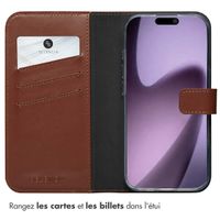Selencia Étui portefeuille en cuir véritable Apple iPhone 17 - Lichtbruin