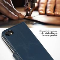 Selencia Étui portefeuille en cuir véritable Apple iPhone SE (2022 / 2020) / 8 / 7 / 6(s) - Bleu