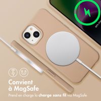 imoshion Coque arrière Color avec cordon amovible et MagSafe Apple iPhone 14 - Nude