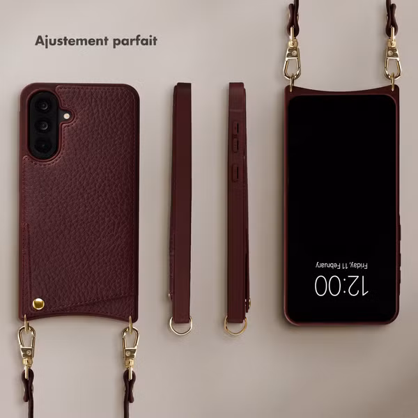 Selencia Coque de télephone Nova avec cordon et porte-cartes Samsung Galaxy A36 / A56 - Bold Burgundy