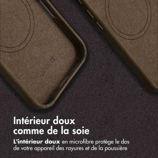 Accezz Coque MagSafe en cuir vintage Apple iPhone 16 Pro - Rustic Brown