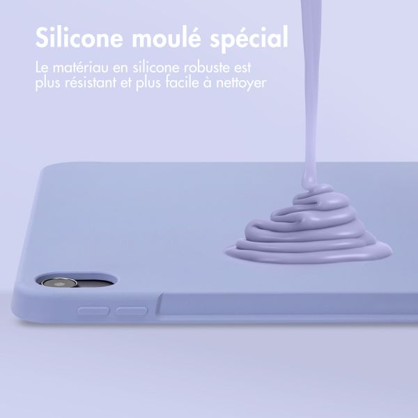Accezz Coque Liquid Silicone avec porte-stylet Apple iPad Air 11 pouces (2025) M3 / (2024) M2 / Air 5 (2022) / Air 4 (2020) - Lila