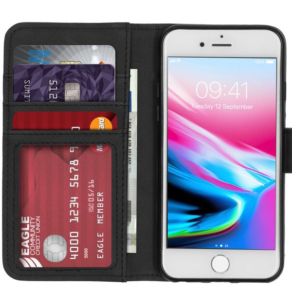 imoshion Étui de télephone portefeuille Apple iPhone SE (2022 / 2020) / 8 / 7 / 6(s) - Vert