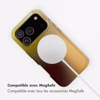 Selencia Coque arrière Vivid avec MagSafe Apple iPhone 17 Pro - Gradient Olive Dust