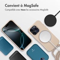 imoshion Coque arrière Color avec cordon amovible et MagSafe Apple iPhone 16 Pro Max - Nude