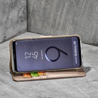 Accezz Étui de télephone Wallet Apple iPhone 11 Pro Max - Doré