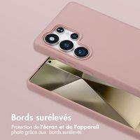 Selencia Coque silicone avec cordon amovible Samsung Galaxy S25 Ultra - Sand Pink