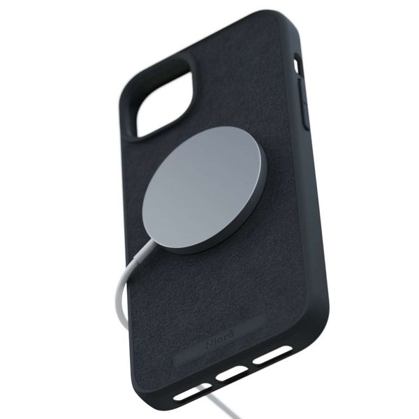 Njorð Collections Coque daim Comfort+ MagSafe iPhone 15 Plus - Black