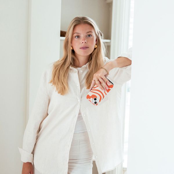 Selencia Coque arrière Vivid Google Pixel 10 / 10 Pro - Dream Swirl Orange