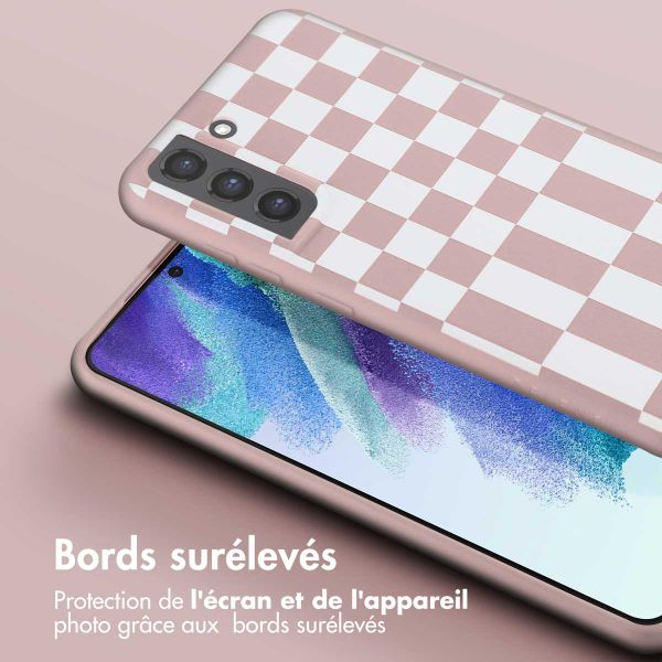 Selencia Coque design en silicone avec cordon amovible Samsung Galaxy S21 FE - Irregular Check Sand Pink