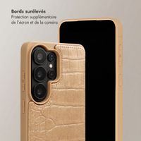 Selencia Coque de télephone Nova Croco avec cordon et porte-cartes Samsung Galaxy S26 Ultra - Toasted Almond