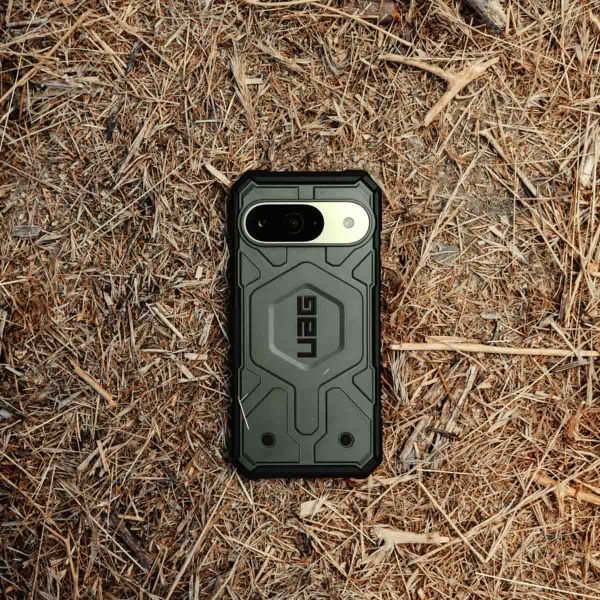 UAG Coque arrière Pathfinder Magnet Google Pixel 9 - Noir