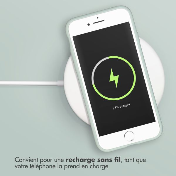 Accezz Coque Liquid Silicone Apple iPhone SE (2022 / 2020) / 8 / 7 - Sky Blue