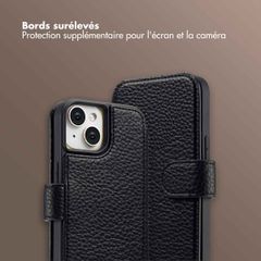 Selencia Étui Riva avec MagSafe et cordon de téléphone Apple iPhone 15 - Noir
