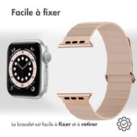 imoshion Bracelet en cuir magnétique Apple Watch Series 1 t/m 9 / SE (38/40/41 mm) | Series 10 / 11 (42 mm) - Beige