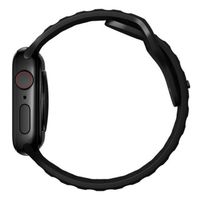 Nomad Bracelet Sport FKM Apple Watch Series 1 t/m 9 / SE (38/40/41 mm) | Series 10 / 11 (42 mm) - Noir
