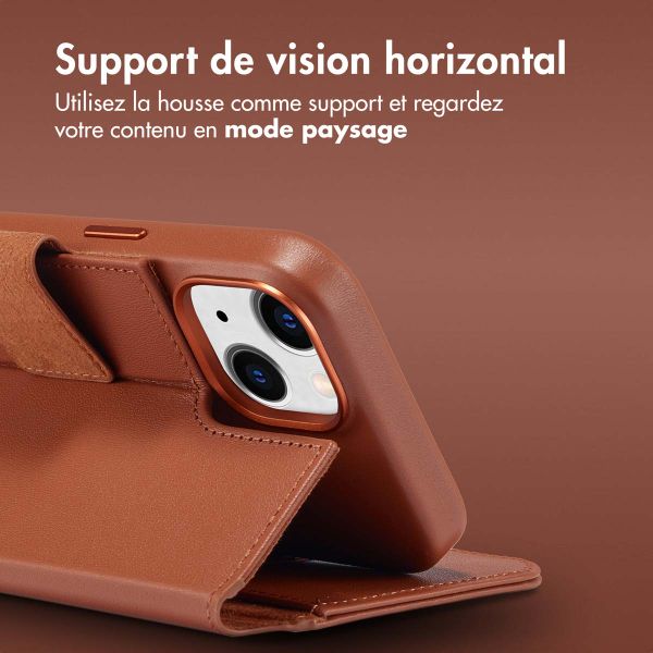 Accezz Étui de téléphone portefeuille en cuir 2-en-1 avec MagSafe Apple iPhone 14 - Sienna Brown