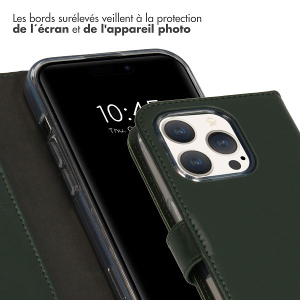 Selencia Étui de téléphone portefeuille en cuir véritable iPhone 15 Pro - Vert