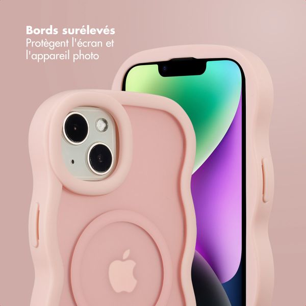 Selencia Coque arrière Wavy avec MagSafe Apple iPhone 14 / 13 - Soft Pink
